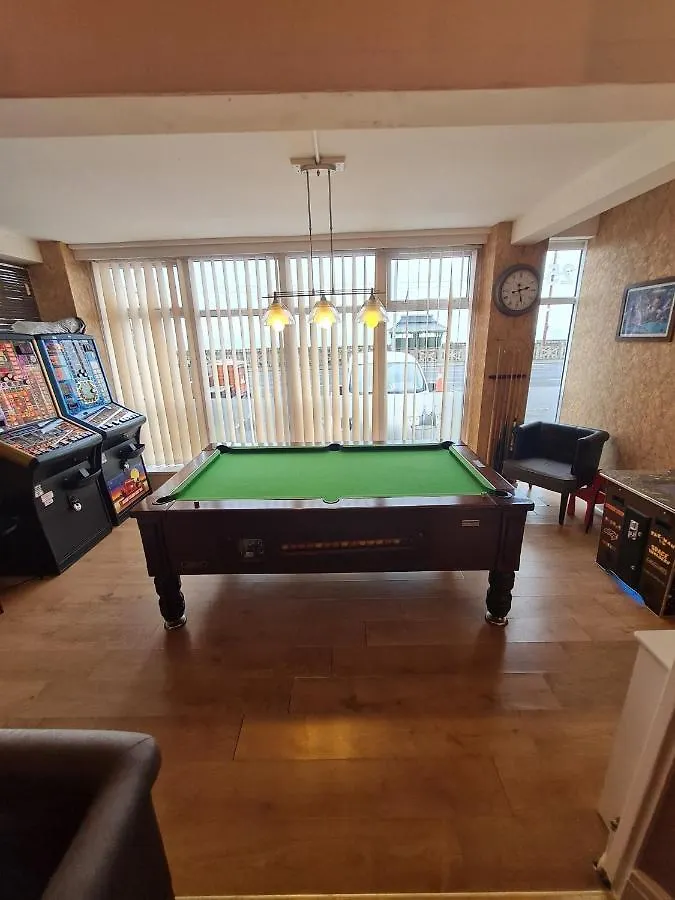 Queens Plaza Hotel Blackpool 3*,  Royaume-Uni
