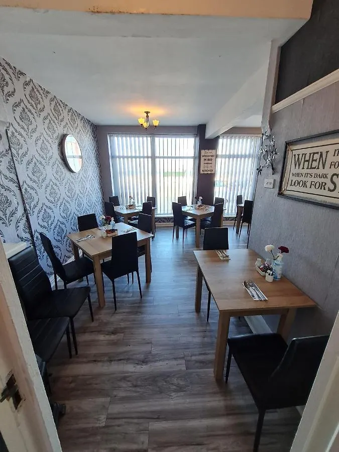Queens Plaza Hotel Blackpool 3*,  Royaume-Uni