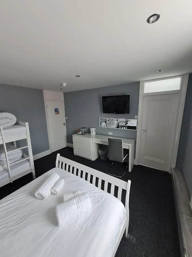 Queens Plaza Hotel Blackpool Couette-café